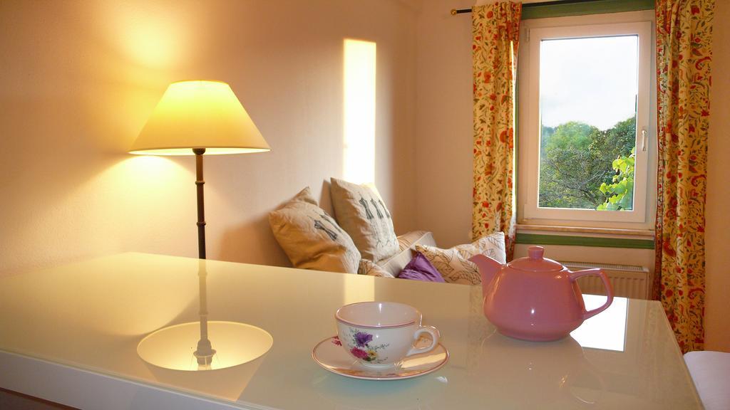 Lahnhaus Bruehl/ Fende Haus Appartement Arfurt Buitenkant foto